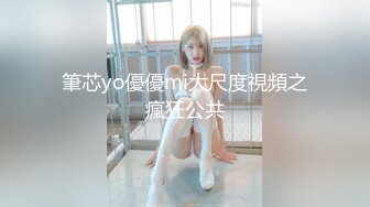 【新片速遞】 商场女厕偷拍 穿着黄色细高跟美少妇的精致小美鲍