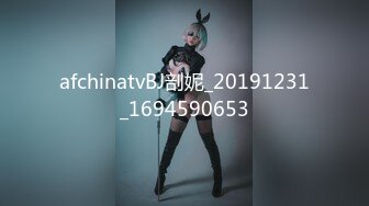 2024年4月【推特巨乳】z杯悠悠 陈若初 最新iyaofans福利，震惊，出人意料的大，甩起来这画面让人傻眼 (1)