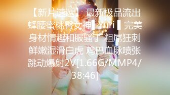 两个少妇，战双男一老一少风格各异，熟女口交一流精湛的很