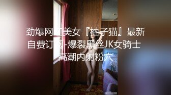  熟女人妻吃鸡啪啪 在家撅着大屁屁被无套猛怼 股浪滚滚 无毛鲍鱼粉嫩