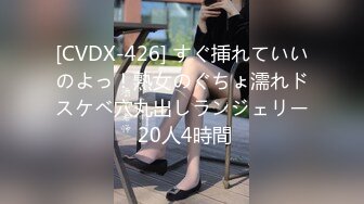 【新片速遞】  KTV女厕全景偷拍长裙女神小姐姐❤️一线天肥美大鲍鱼优美身段