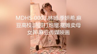 酒店女厕全景偷拍多位黑丝美女职员各种姿势嘘嘘各种美鲍轮流呈现 (4)