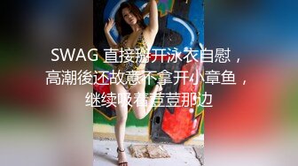 漂亮大奶小女友在卫生间趴在镜前被后人猛操