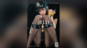 STP32347 爱豆传媒 ID5343 女装大佬混住单身女舍 灵枝