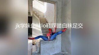 外表清纯漂亮留学生翘臀美少女内心淫荡至极与洋男友变态式淫乱拳交完BB在拳交屁眼还用啤酒瓶搞1080P原版