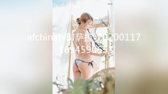 ❤️长相不错小姐姐逛街 极品大长腿美白内和黑丝粉内内