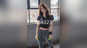  约操寂寞白嫩美少妇 主动骑乘 无套顶操 第一人称特写猛操